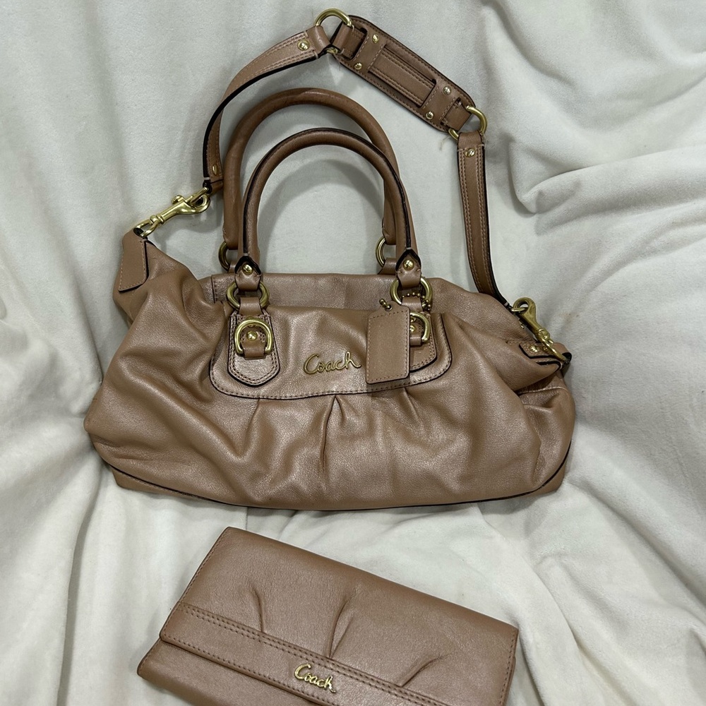 Coach Tan Leather Shoulder Bag and Wallet